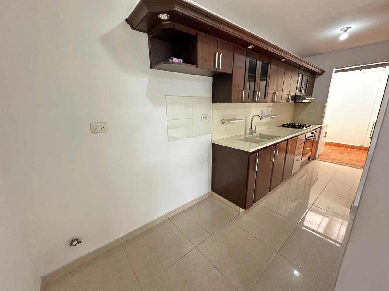 CASA COLINA DEL PARQUE D-5 (6).jpg