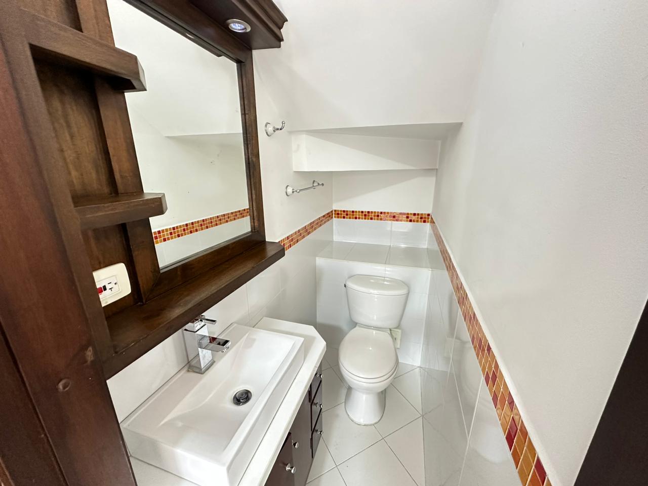 CASA COLINA DEL PARQUE D-5 (2).jpg