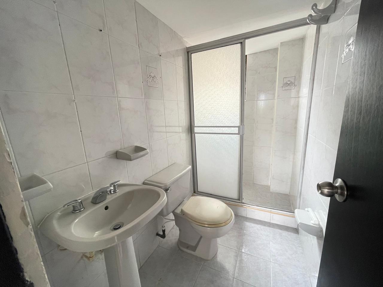 se vende apartamento en las americas (15).jpg