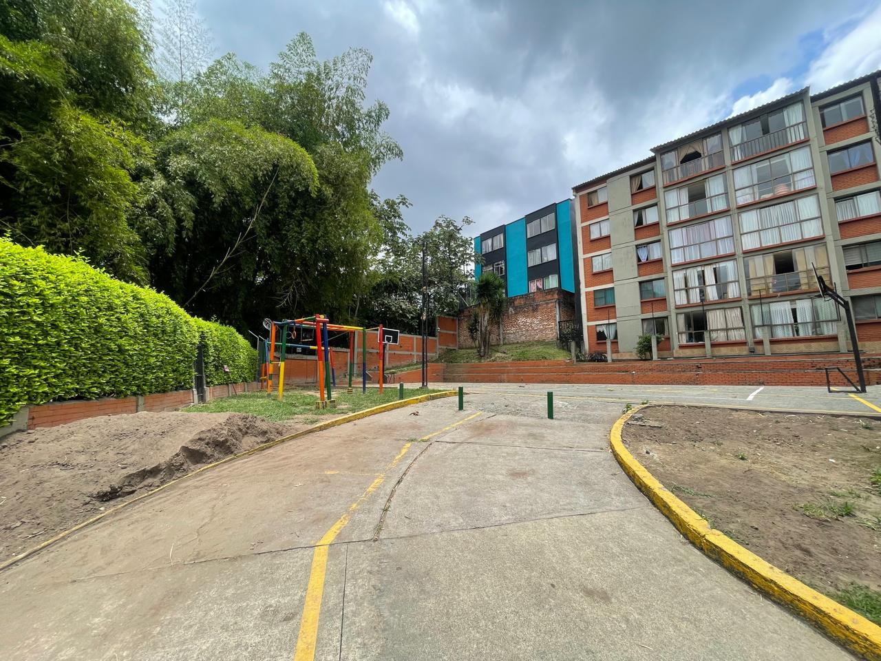 se vende apartamento en las americas (20).jpg