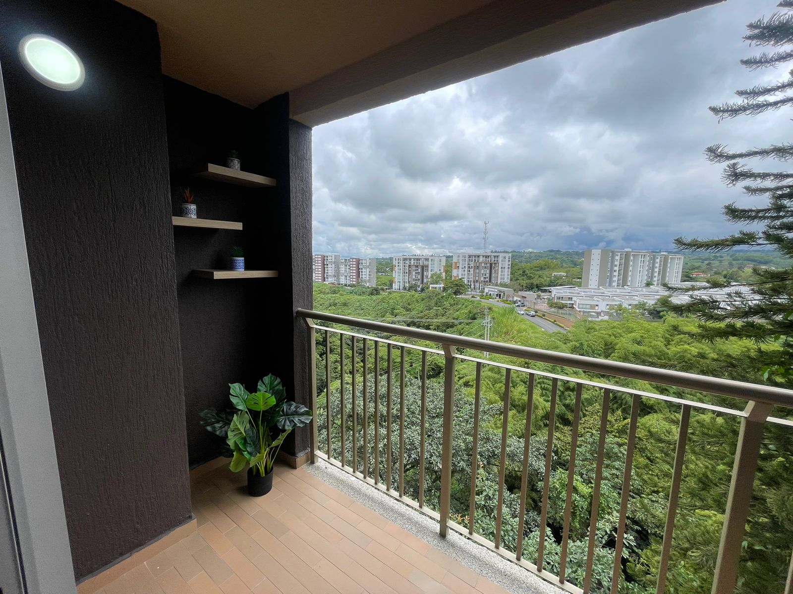 APARTAMENTO AMOBLADO TRES HABITACIONES EN AVENIDA 19 NORTE , ALQUIER POR NOCHES Y MENSUAL  (14).jpeg