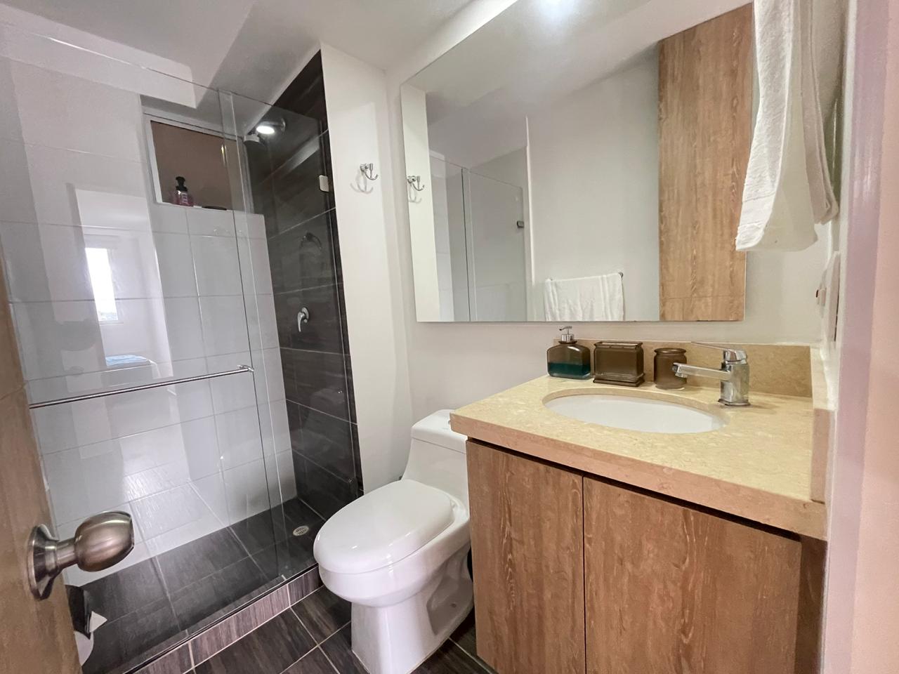 APARTAMENTO AMOBLADO TRES HABITACIONES EN AVENIDA 19 NORTE , ALQUIER POR NOCHES Y MENSUAL  (22).jpeg