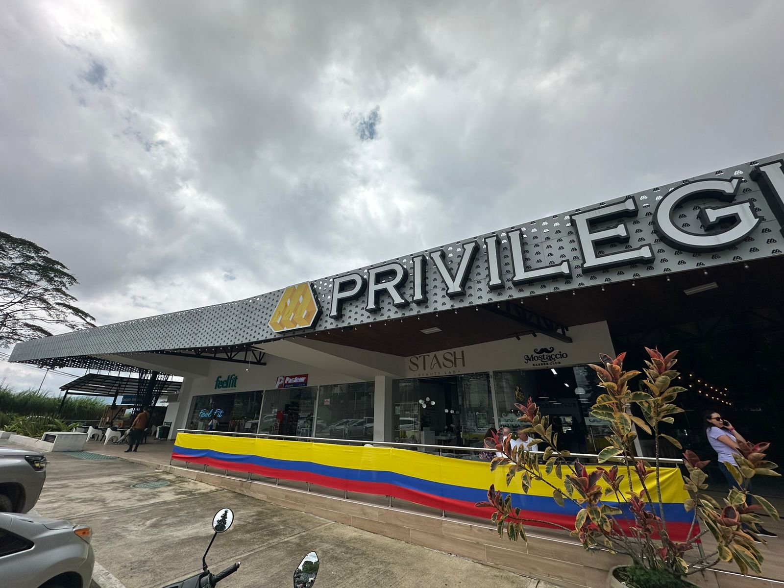 MALL PRIVILEGIO (20).jpeg