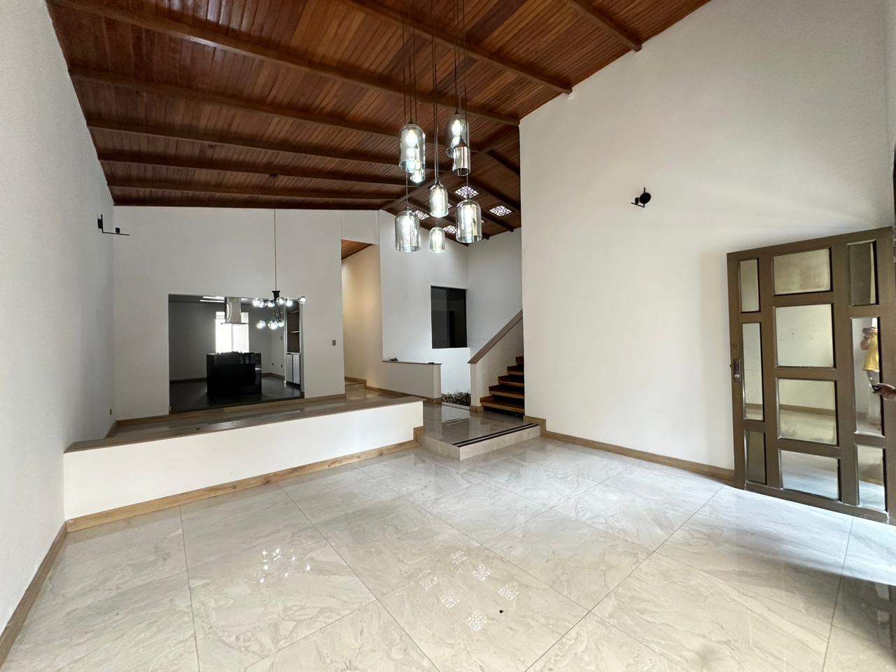 Casa Para La Venta Sector Profesionales Armenia Quindio (21).jpeg