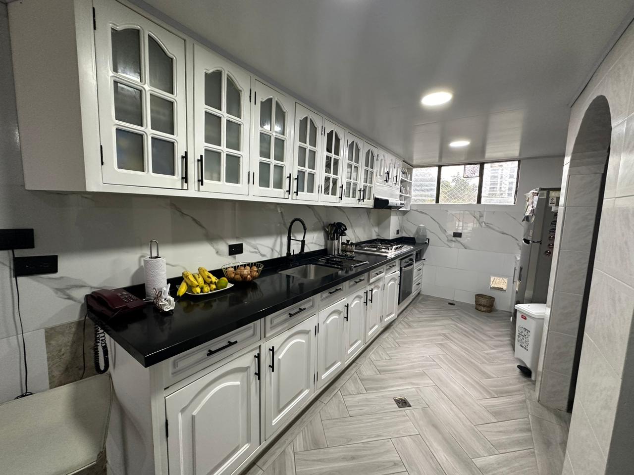 se vende apartamento en providencia (6).jpg