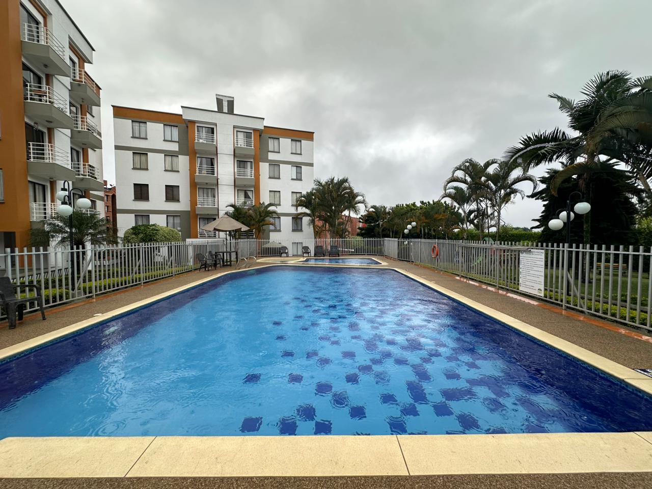 se vende apartamento en providencia (23).jpg