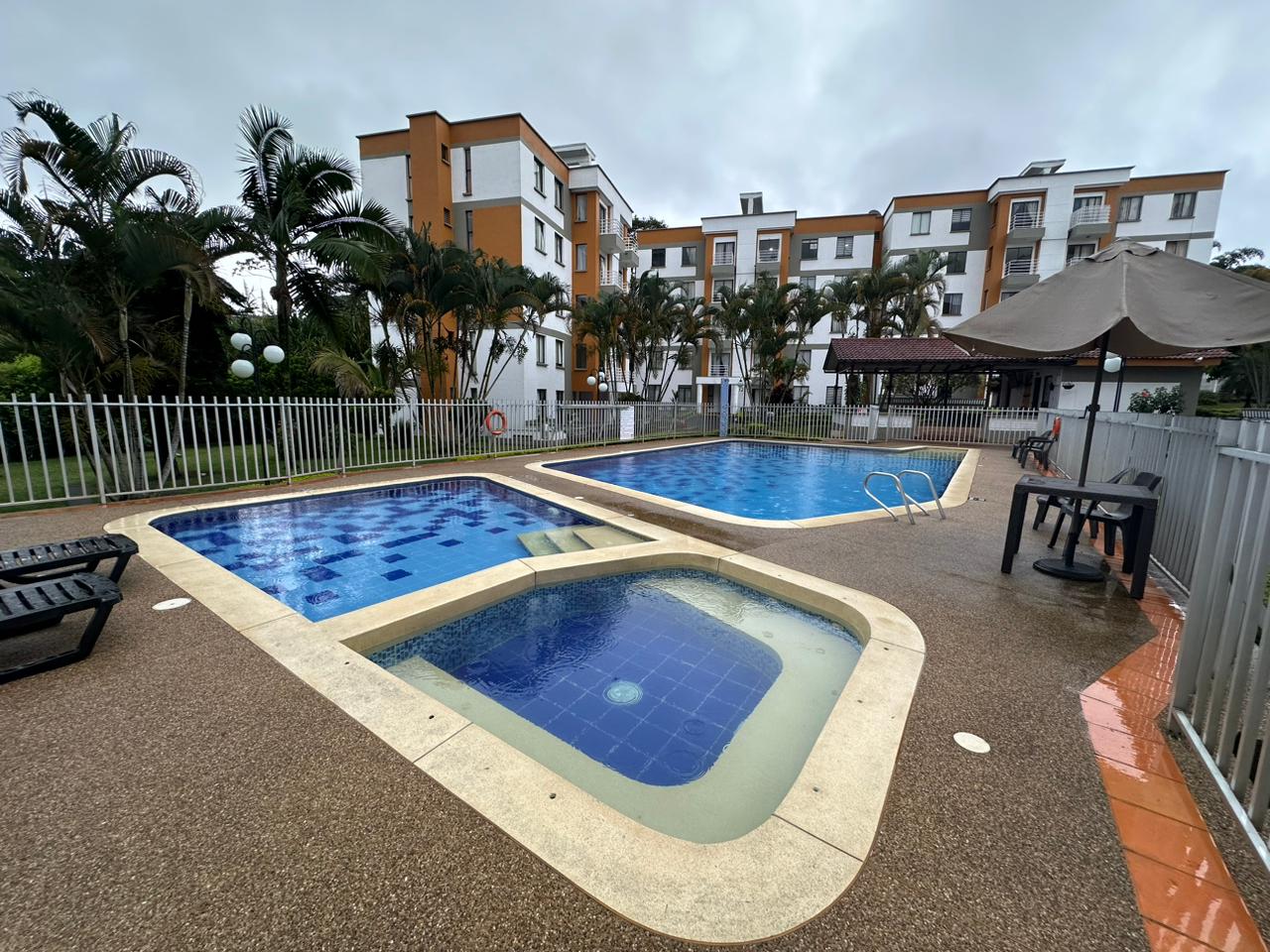se vende apartamento en providencia (24).jpg