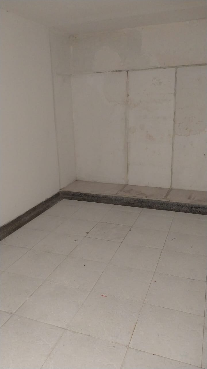se vende casa al norte de la ciuda de Amrneia (8).jpg