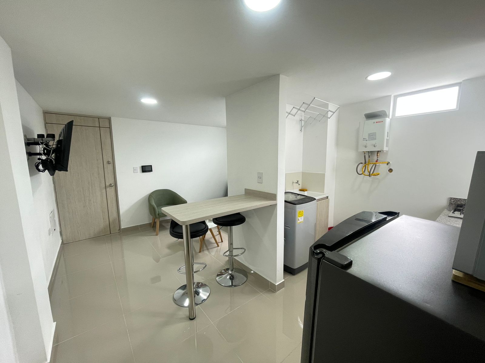 Apartamento amoblado dos habitaciones sector oro negro  (6).jpeg