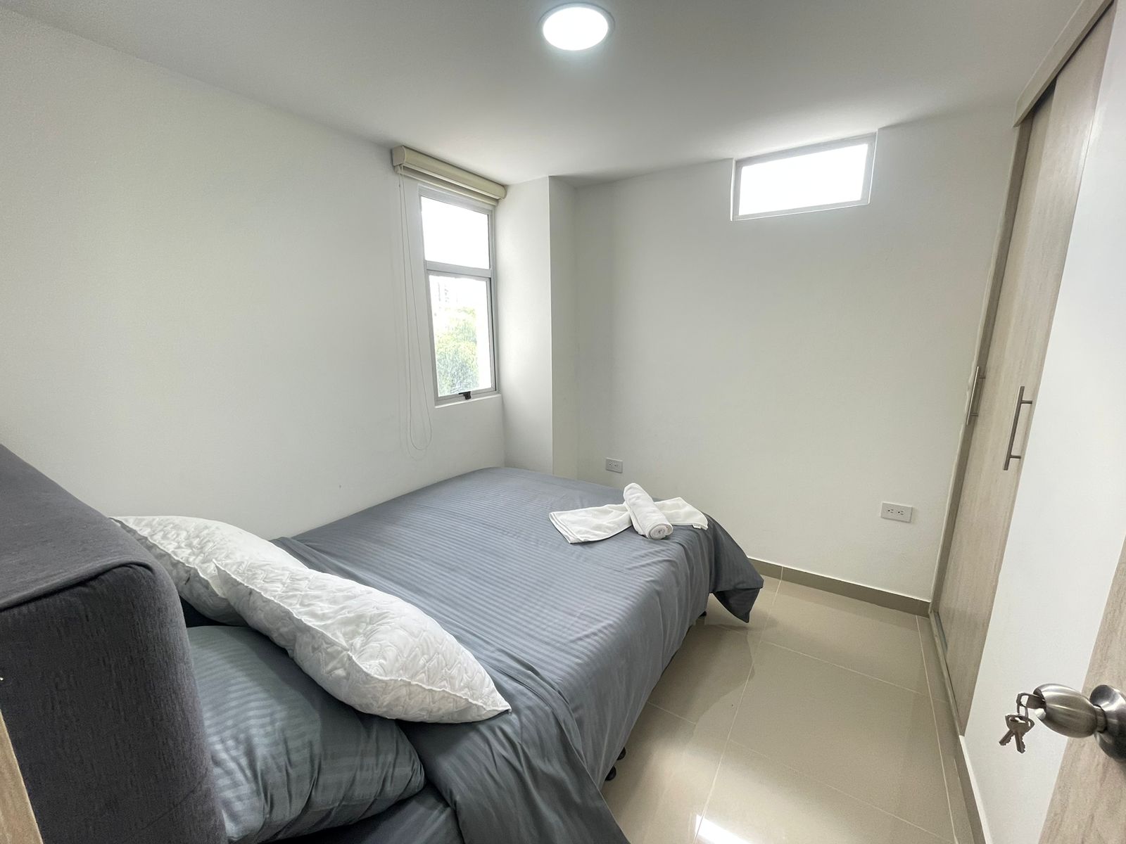 Apartamento amoblado dos habitaciones sector oro negro  (2).jpeg