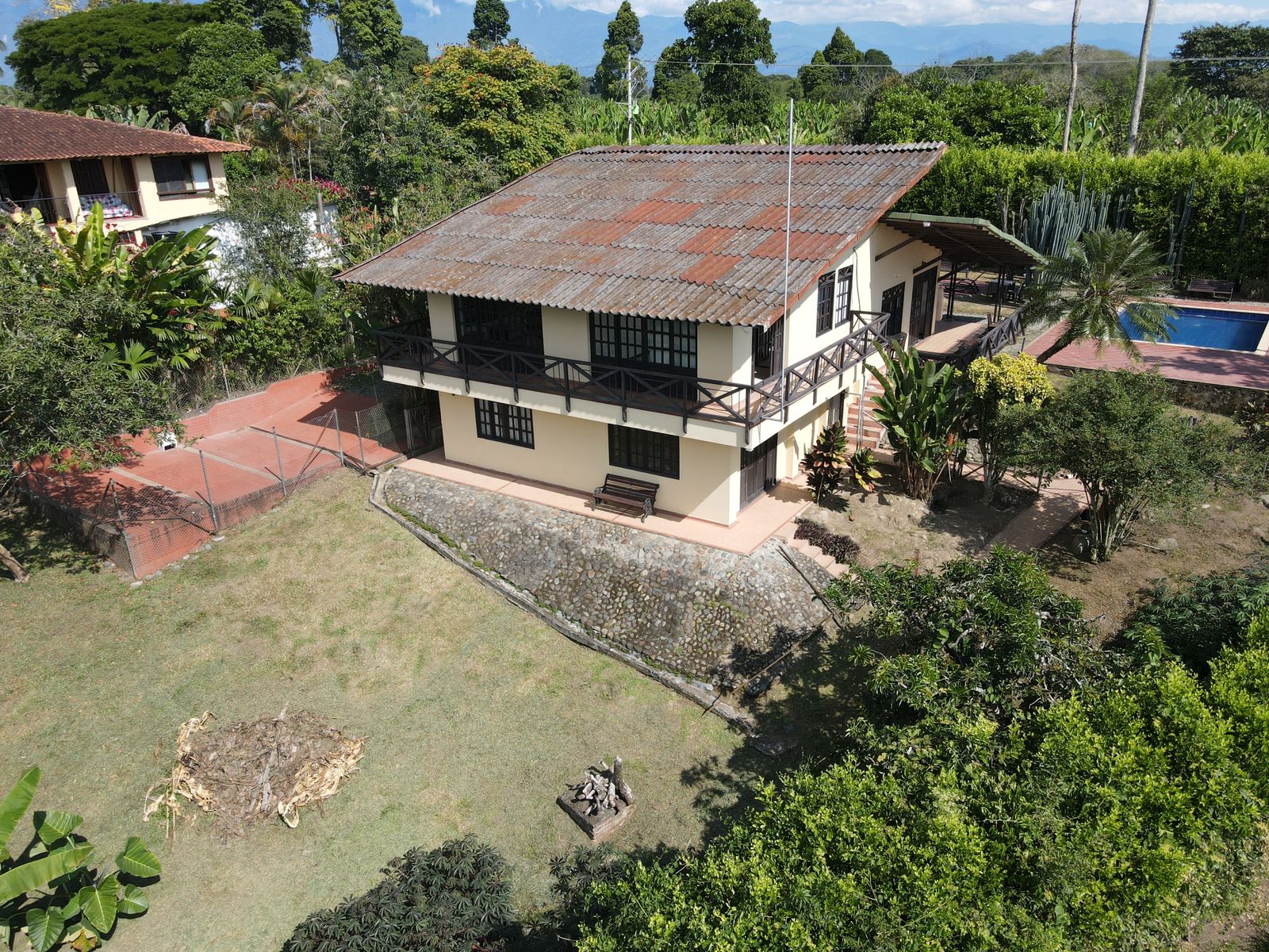 CASA CAMPESTRE SECTOR LA HOLANDA 2.jpeg