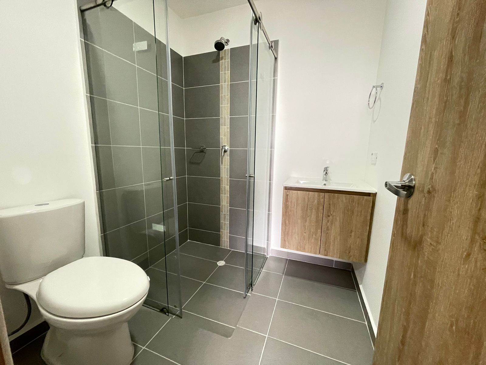 se vende casa para estrenar en la tebaida (16).jpg