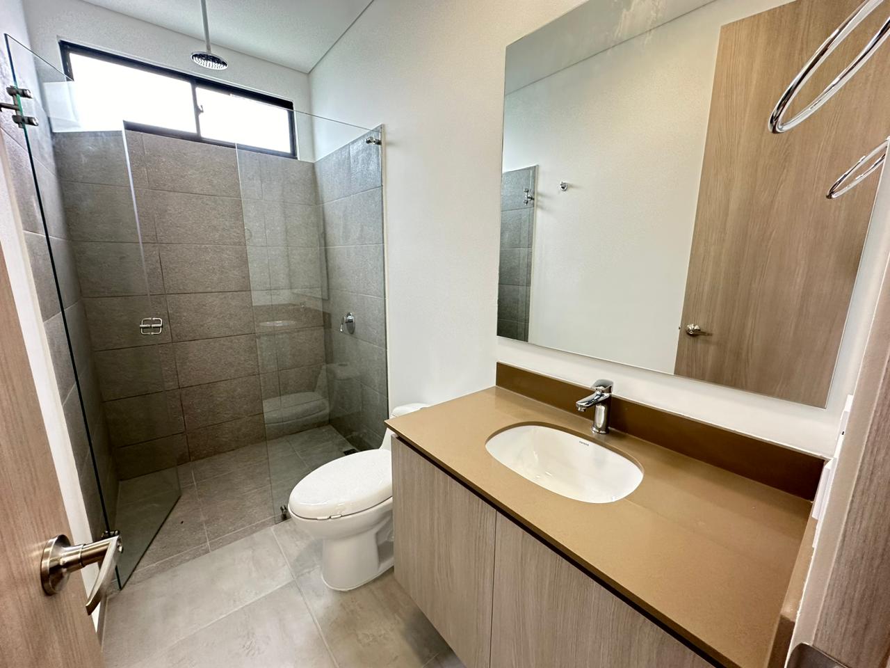 Se vende apartamento en el sectro del caimo (23).jpg