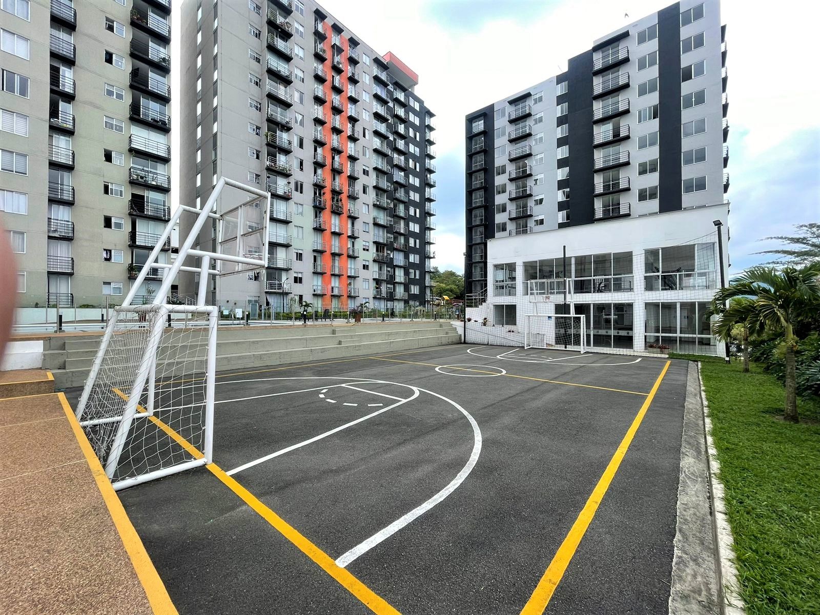 Apartamento amoblado al norte de armenia sector coinca  (24).jpeg