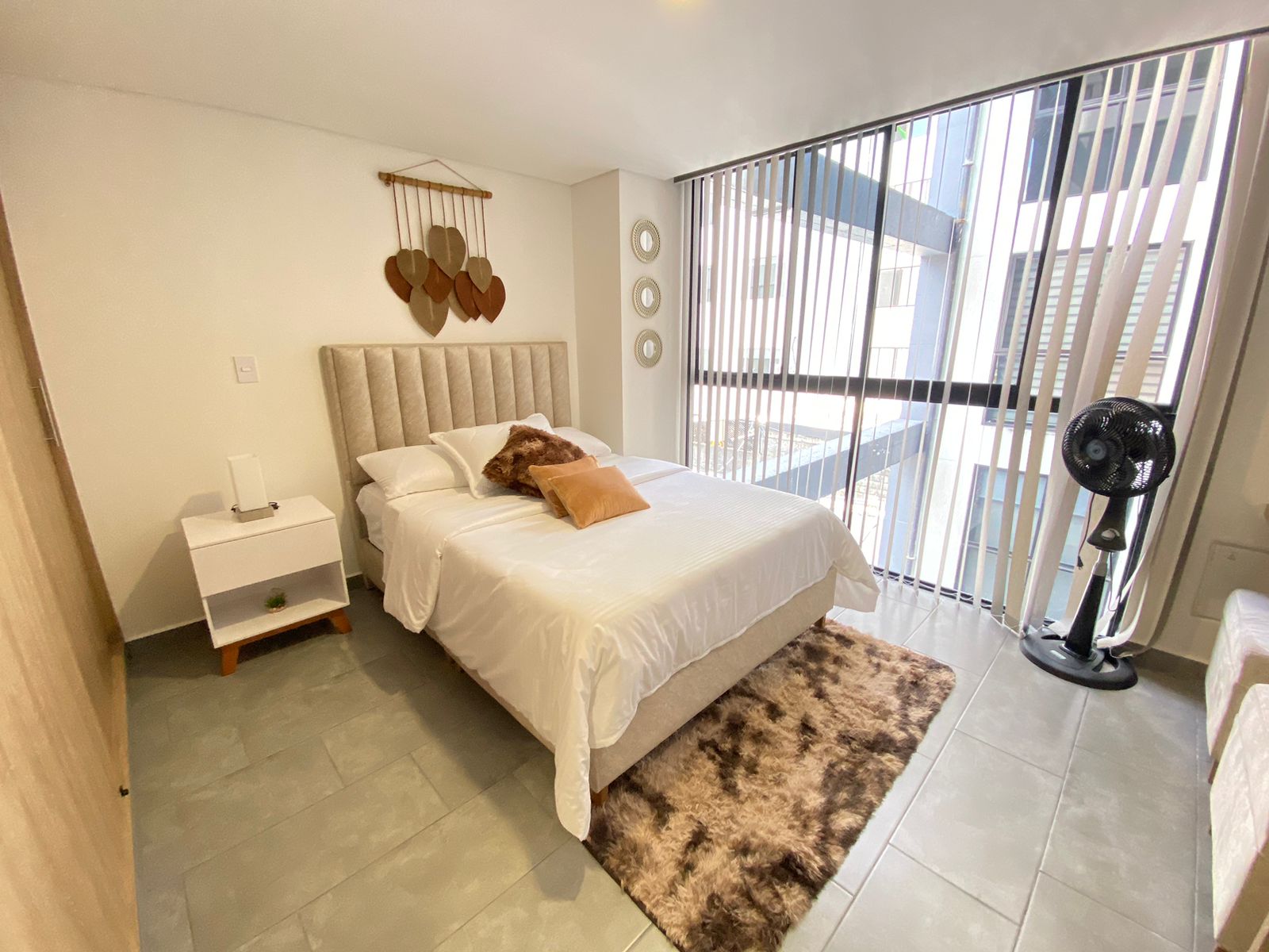 APARTAESTUDIO AMOBLADO CERCA PORTAL DEL QUINDIO ALQUILER POR NOCHES  (17).jpeg