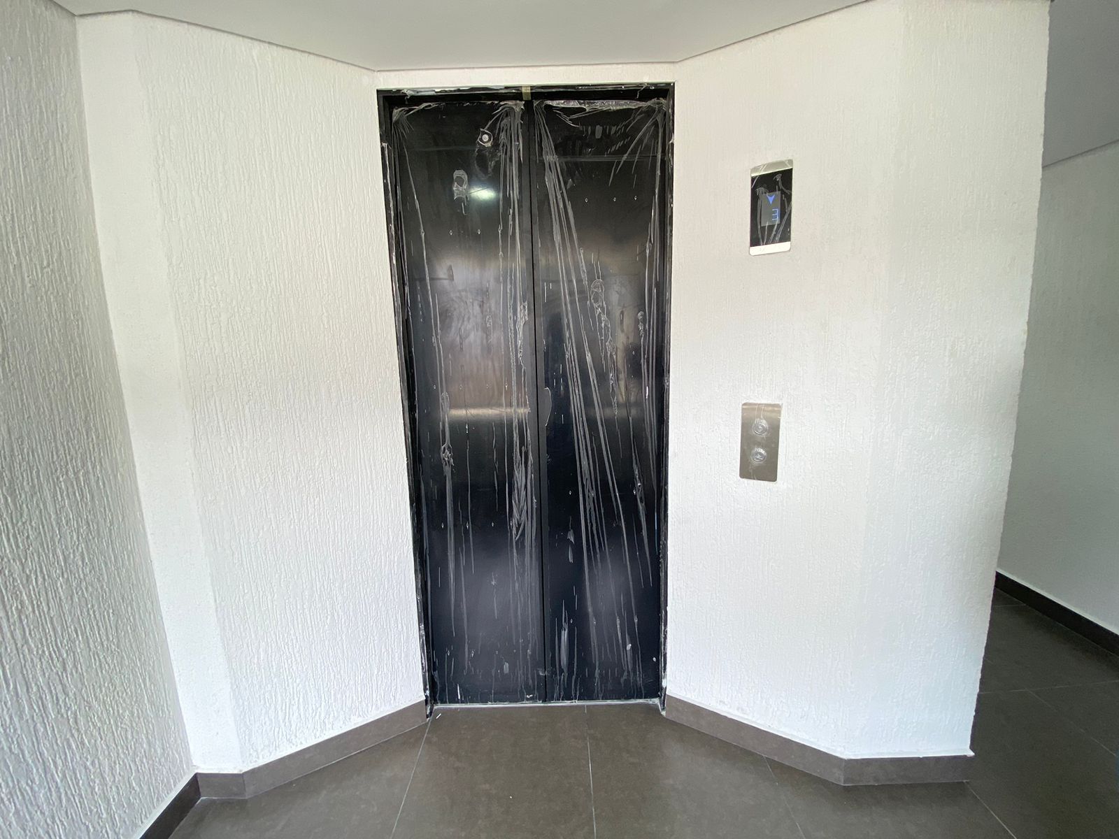 APARTAESTUDIO AMOBLADO CERCA PORTAL DEL QUINDIO ALQUILER POR NOCHES  (11).jpeg