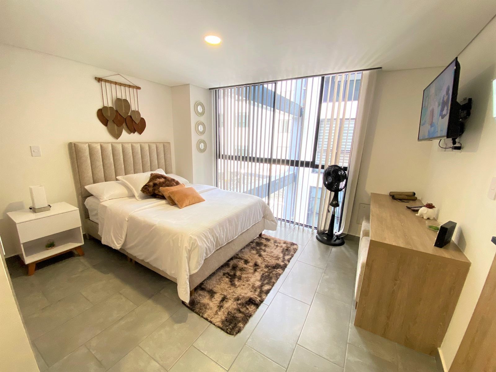 APARTAESTUDIO AMOBLADO CERCA PORTAL DEL QUINDIO ALQUILER POR NOCHES  (13).jpeg
