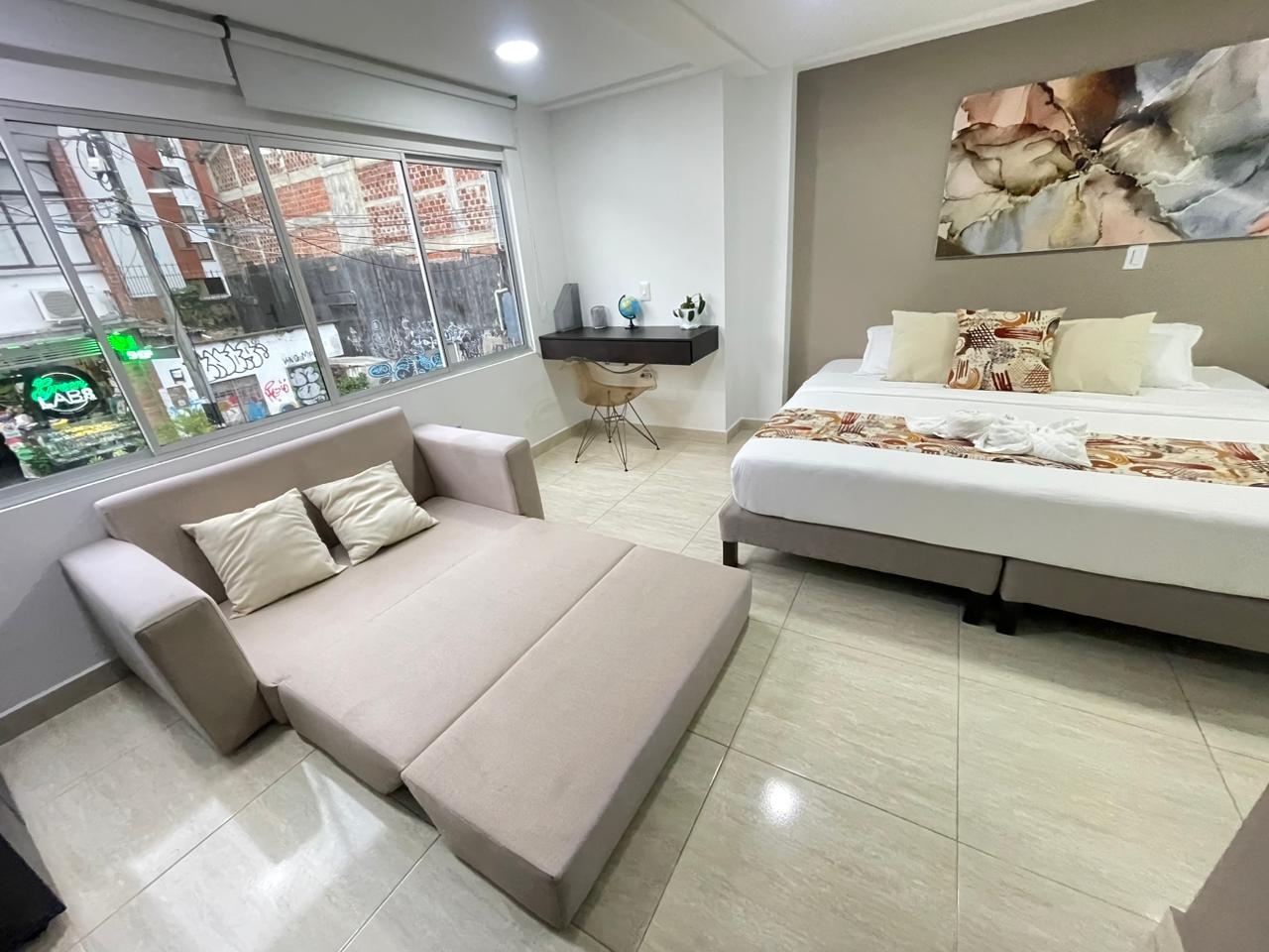 Apartaestudio amoblado la castellana alquiler por dias  (10).jpeg