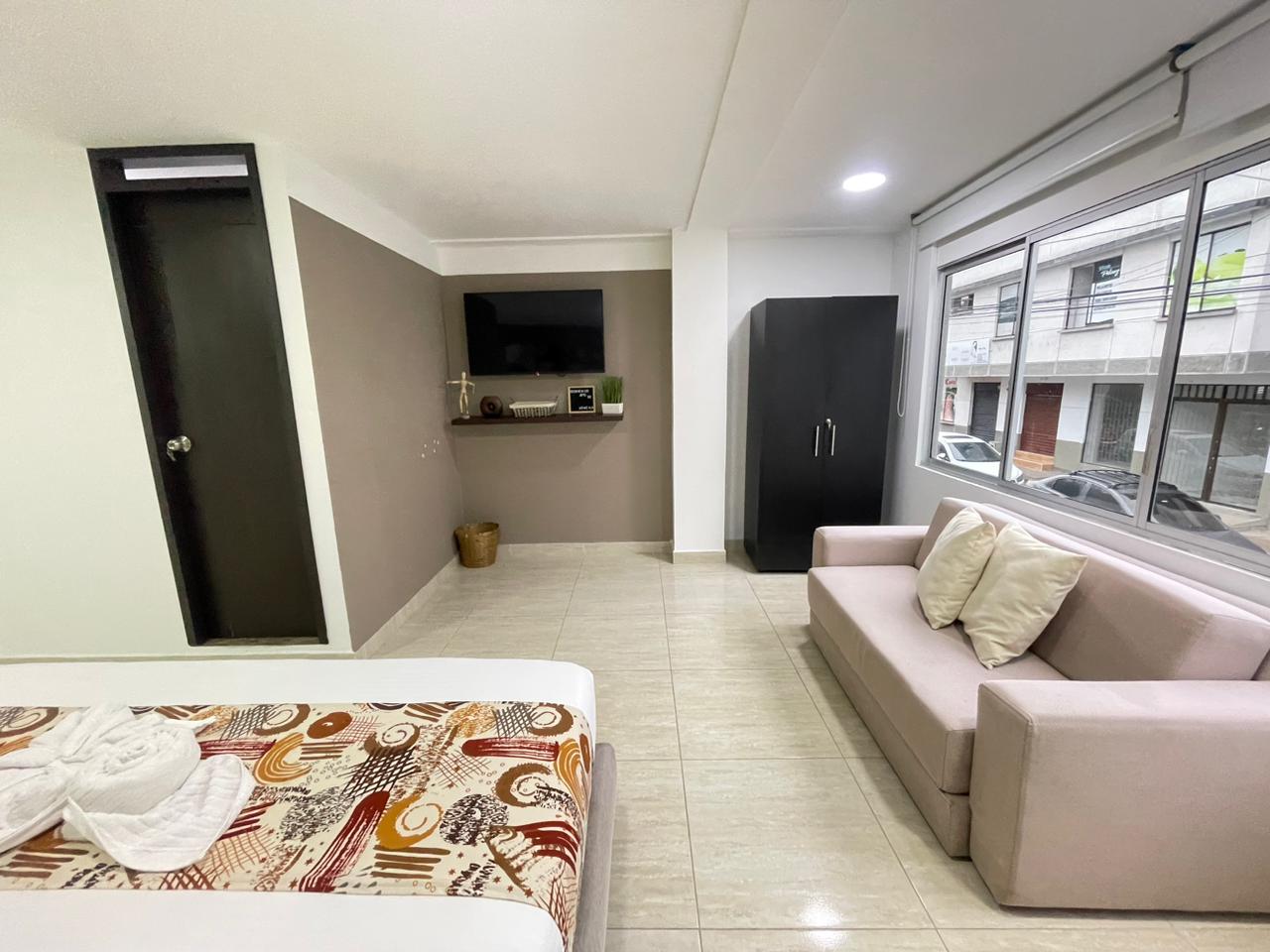 Apartaestudio amoblado la castellana alquiler por dias  (14).jpeg