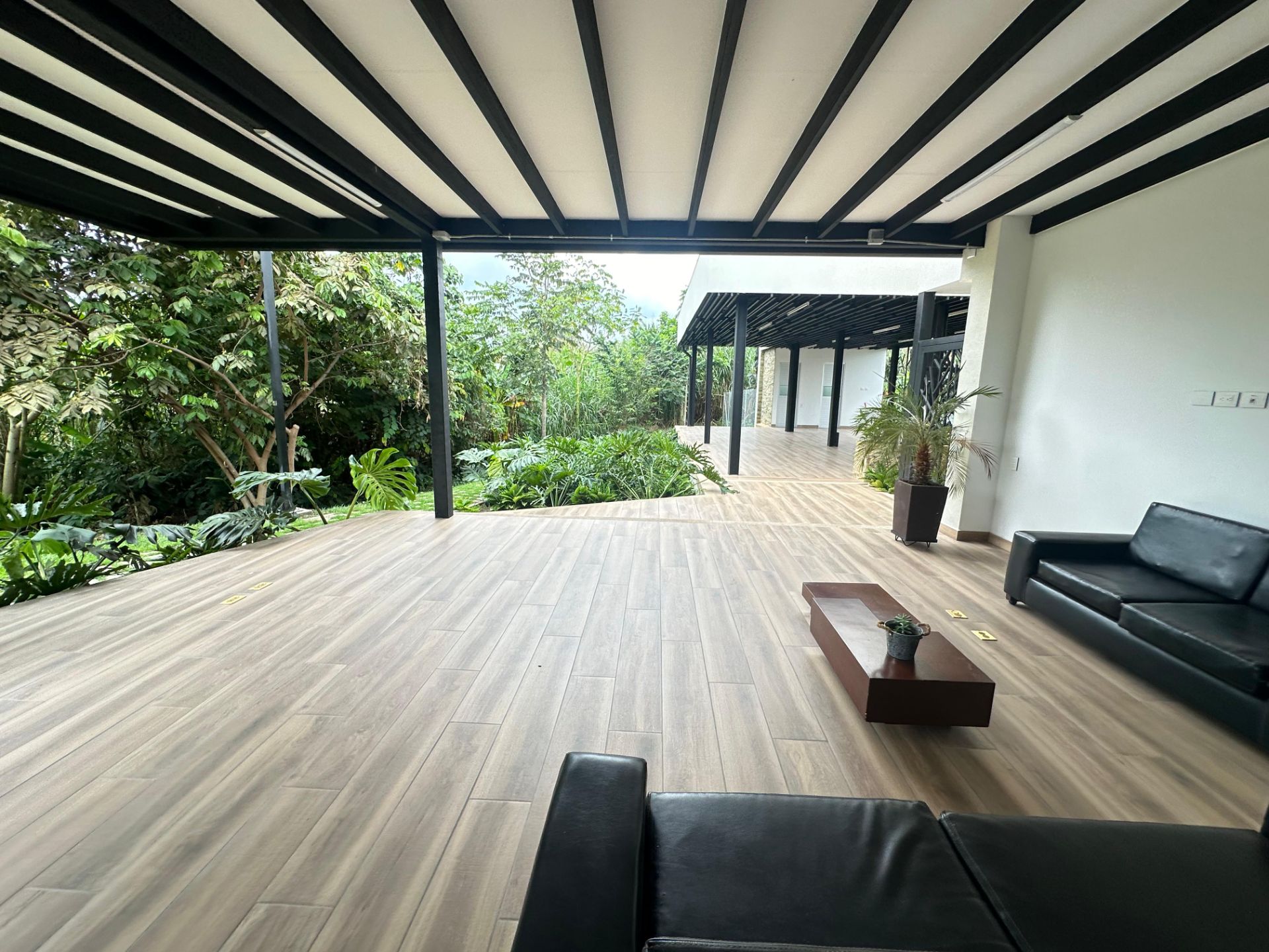 se vende casa en homesuits (3).jpg