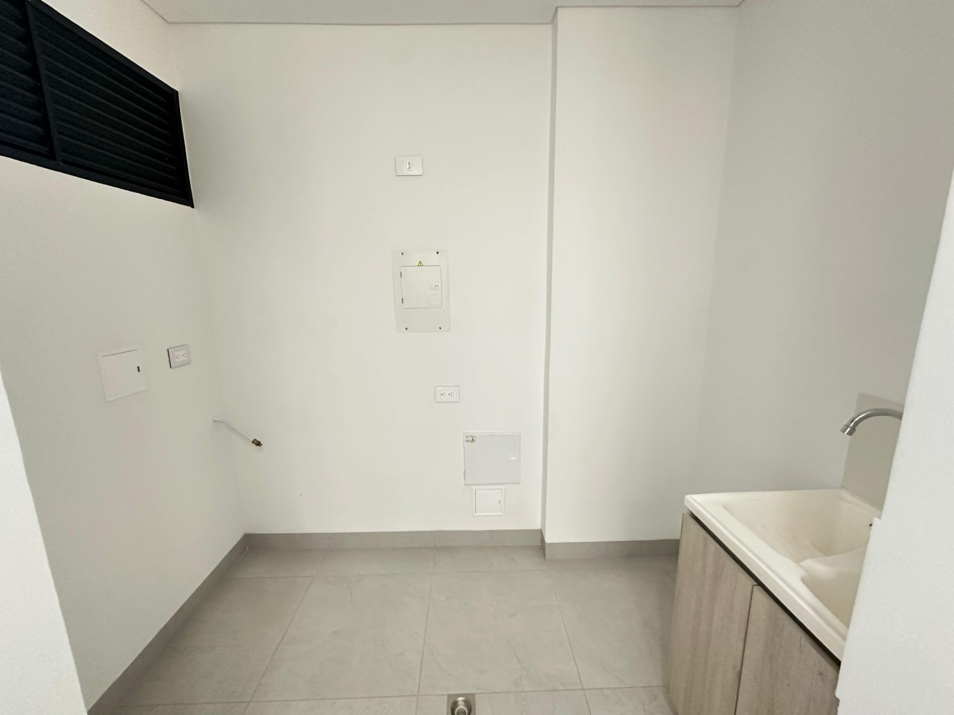 se vende apto en lagos de iraka  (13).jpg