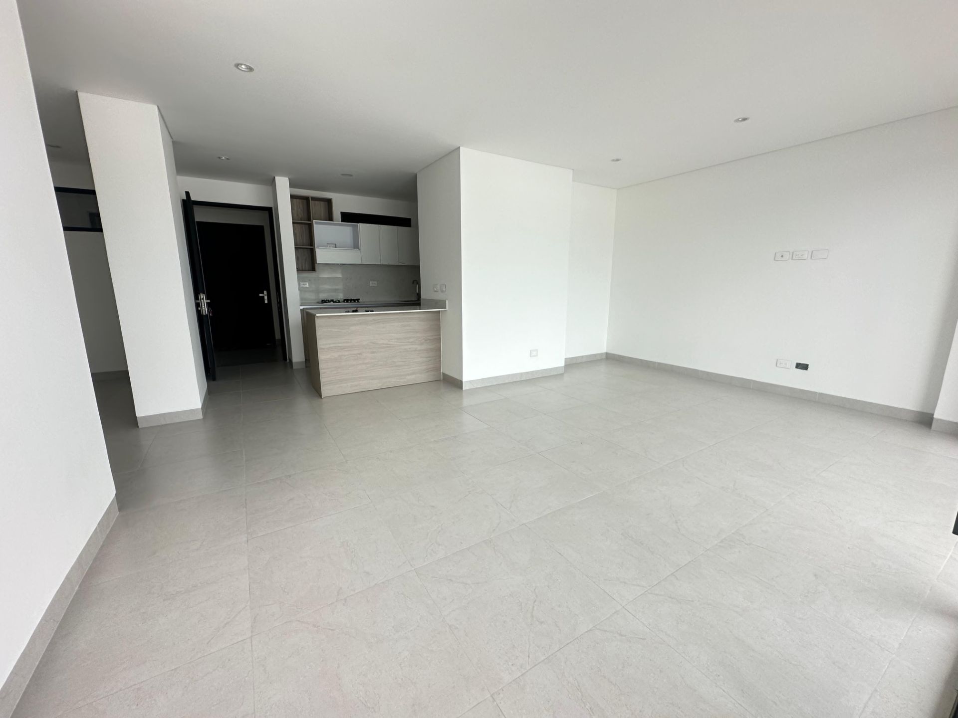 se vende apto en lagos de iraka  (15).jpg