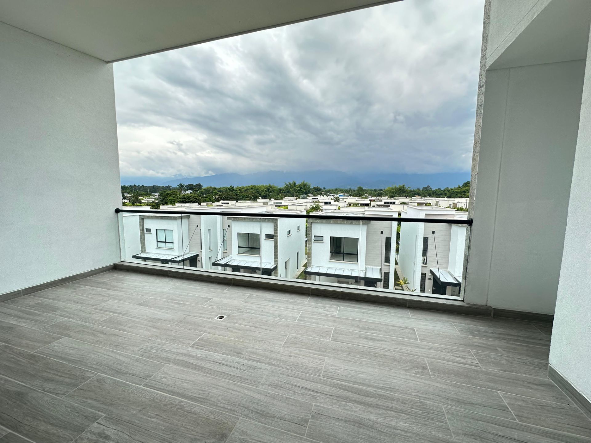 se vende apto en lagos de iraka  (10).jpg