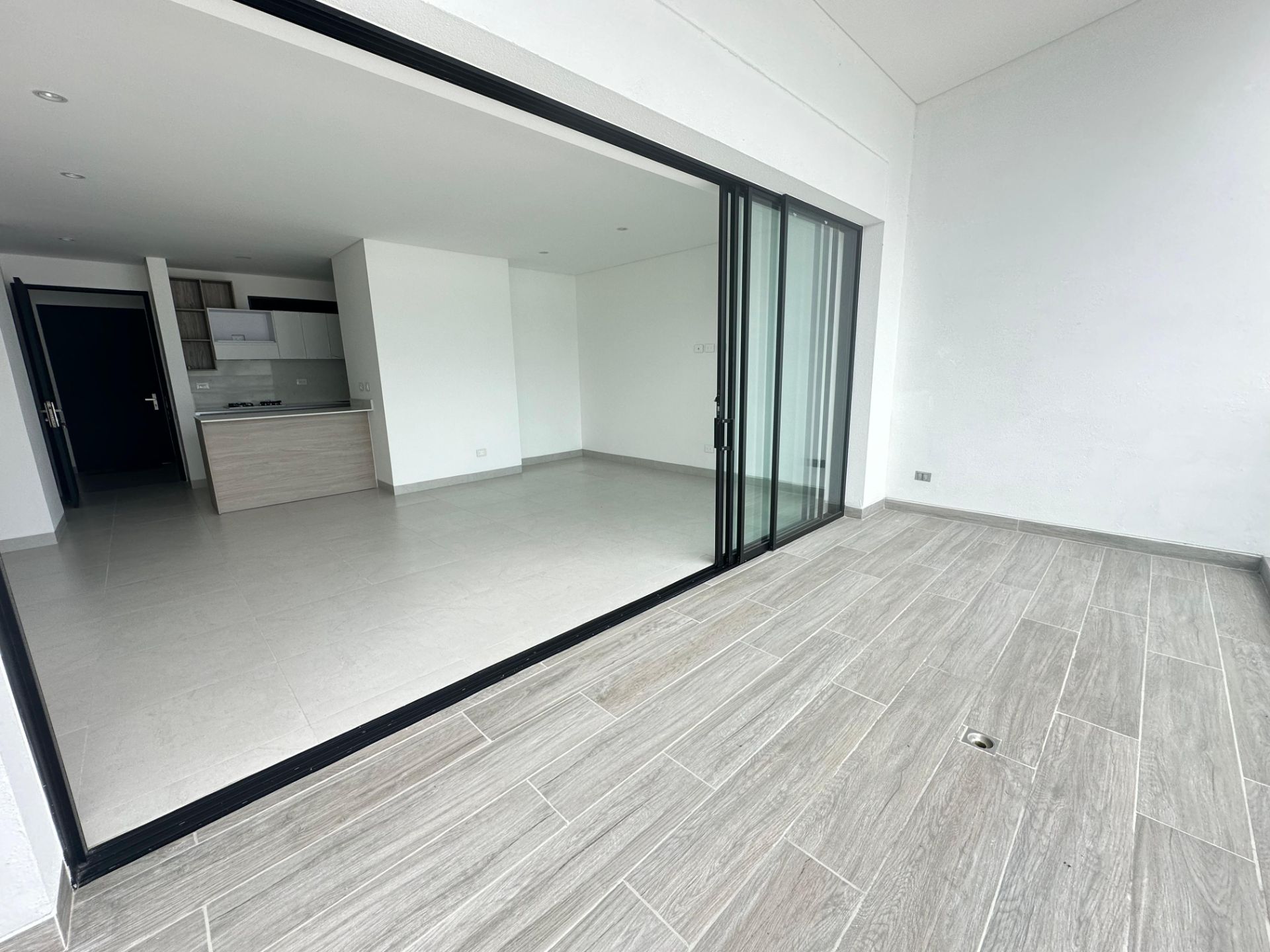 se vende apto en lagos de iraka  (9).jpg