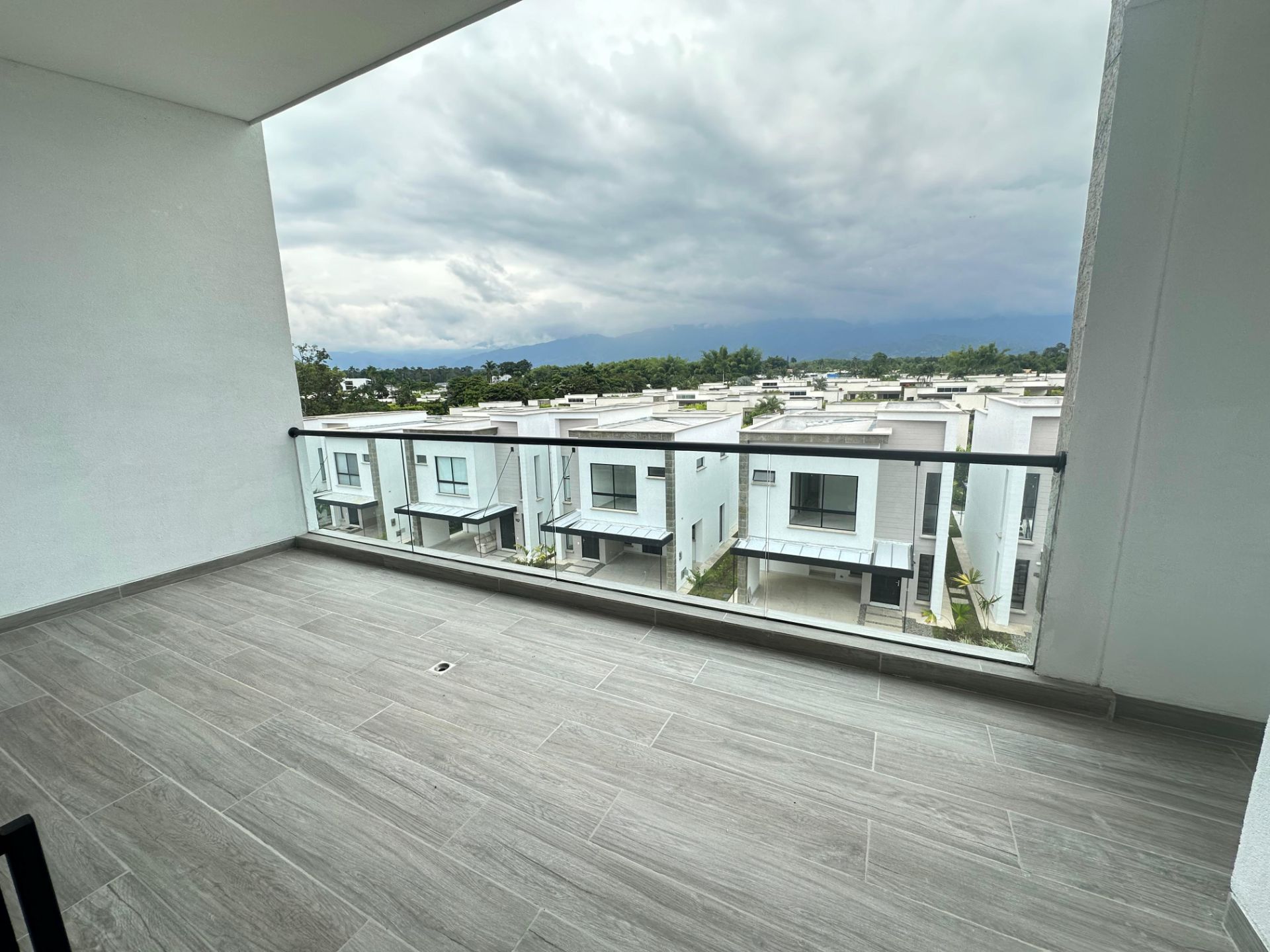 se vende apto en lagos de iraka  (8).jpg