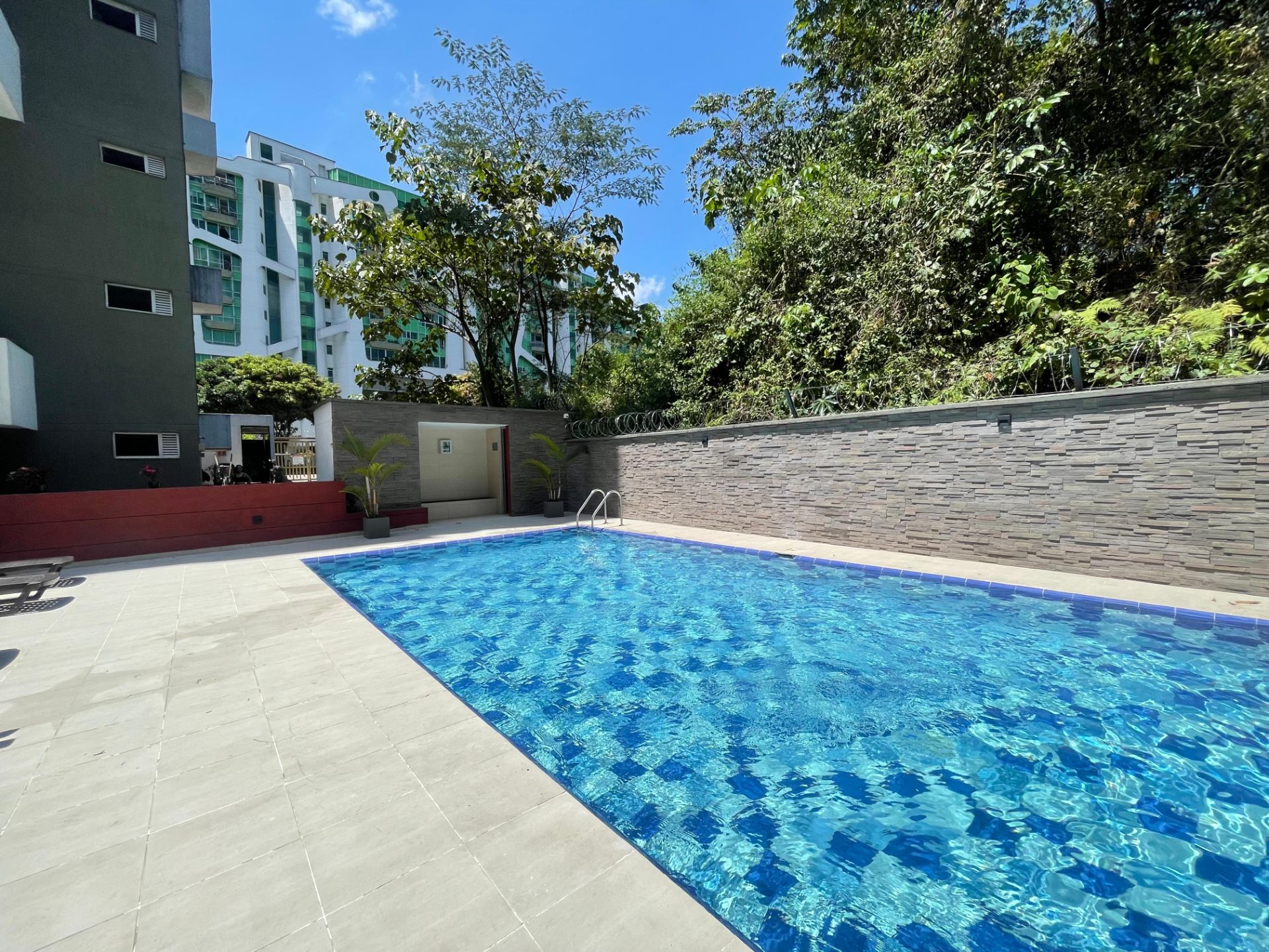 Apartamento amoblado alquiler por mensualidad avenida 19 norte  (31).jpeg