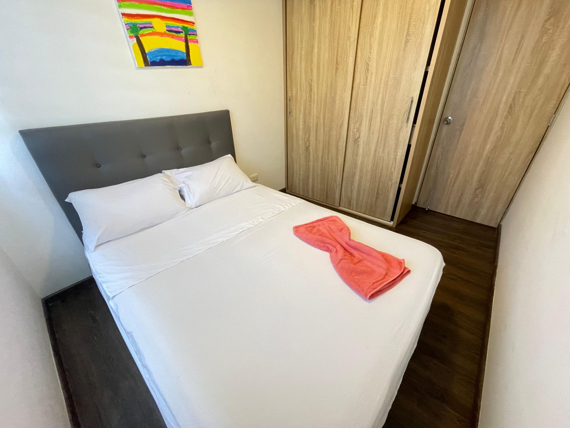 Apartamento amoblado alquiler por mensualidad avenida 19 norte  (24).jpeg