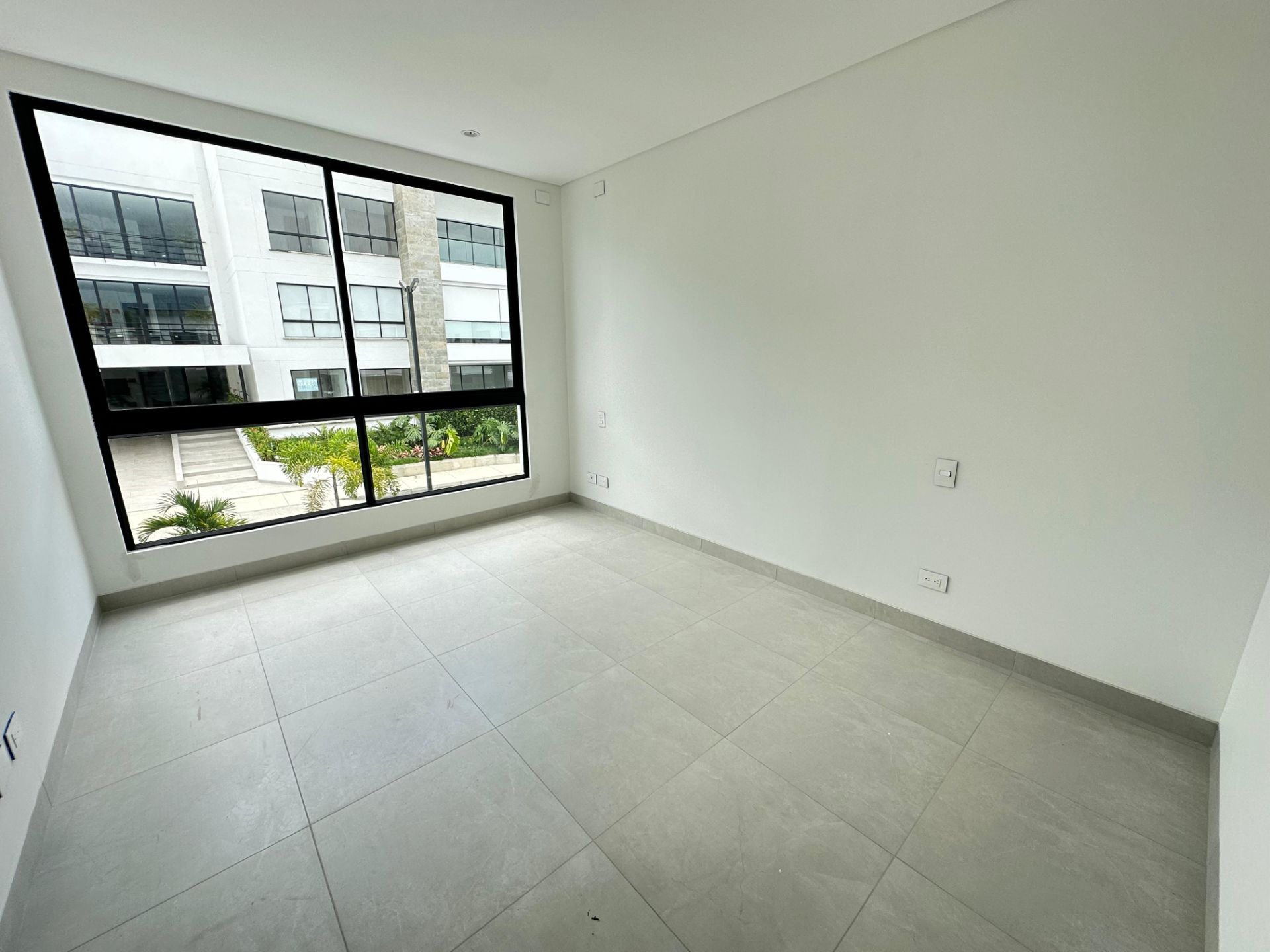 se vende casa en el club campestre armenia -tebaida (16).jpg