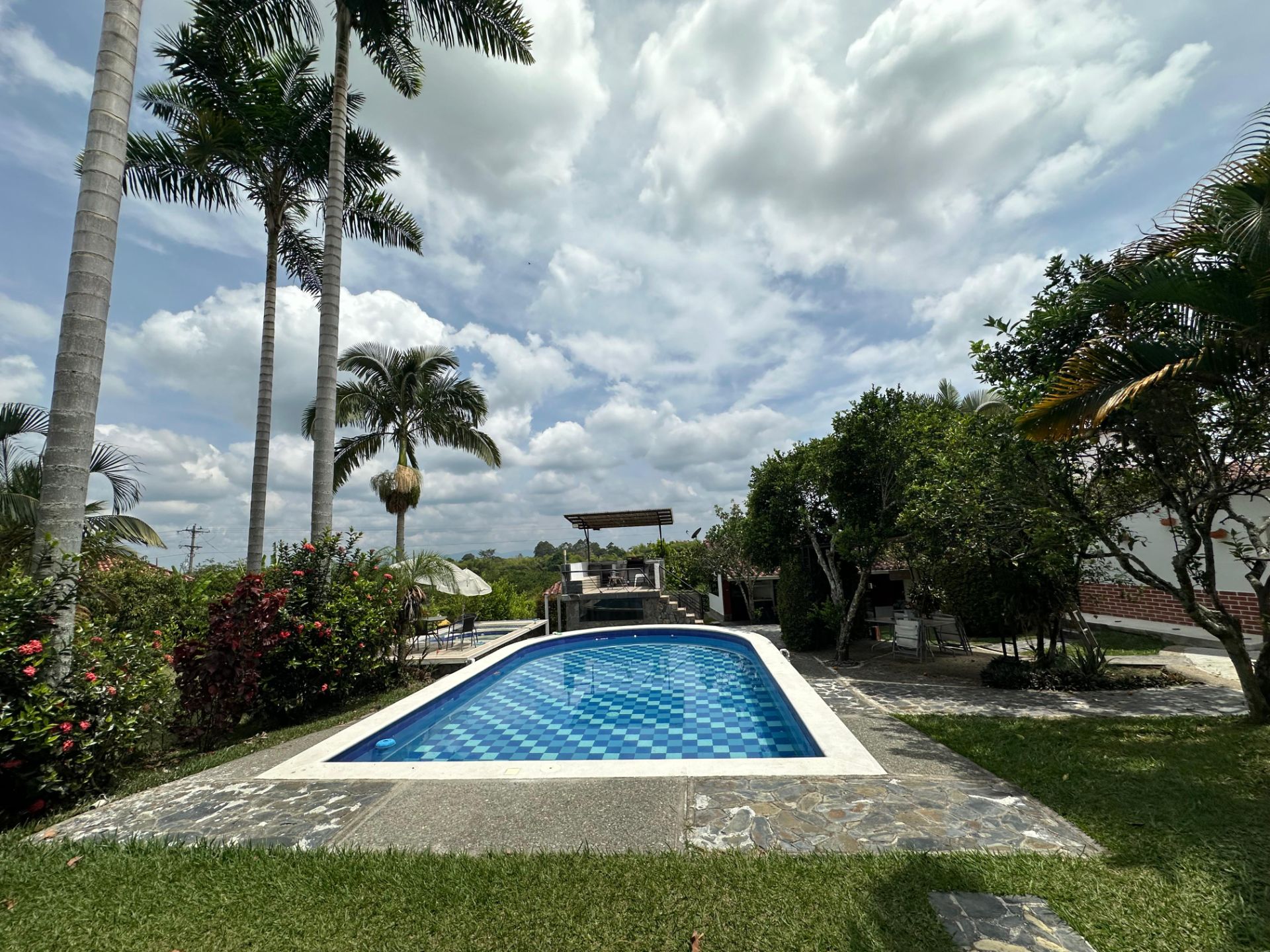 Casa Campestre Para Venta Sector El Caimo Armenia Quindio (41).jpeg