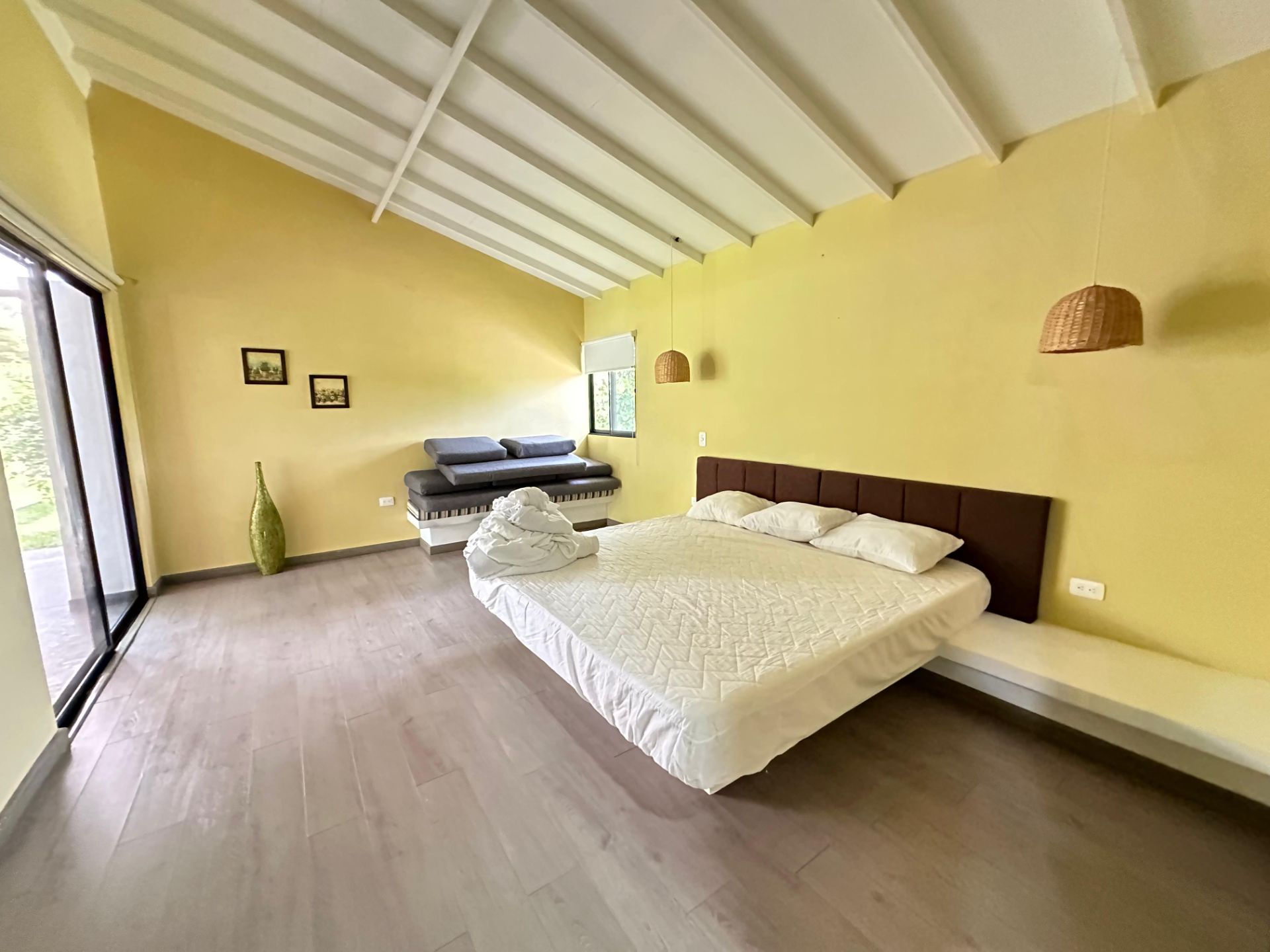 Casa Campestre Para Venta Sector El Caimo Armenia Quindio (21).jpeg