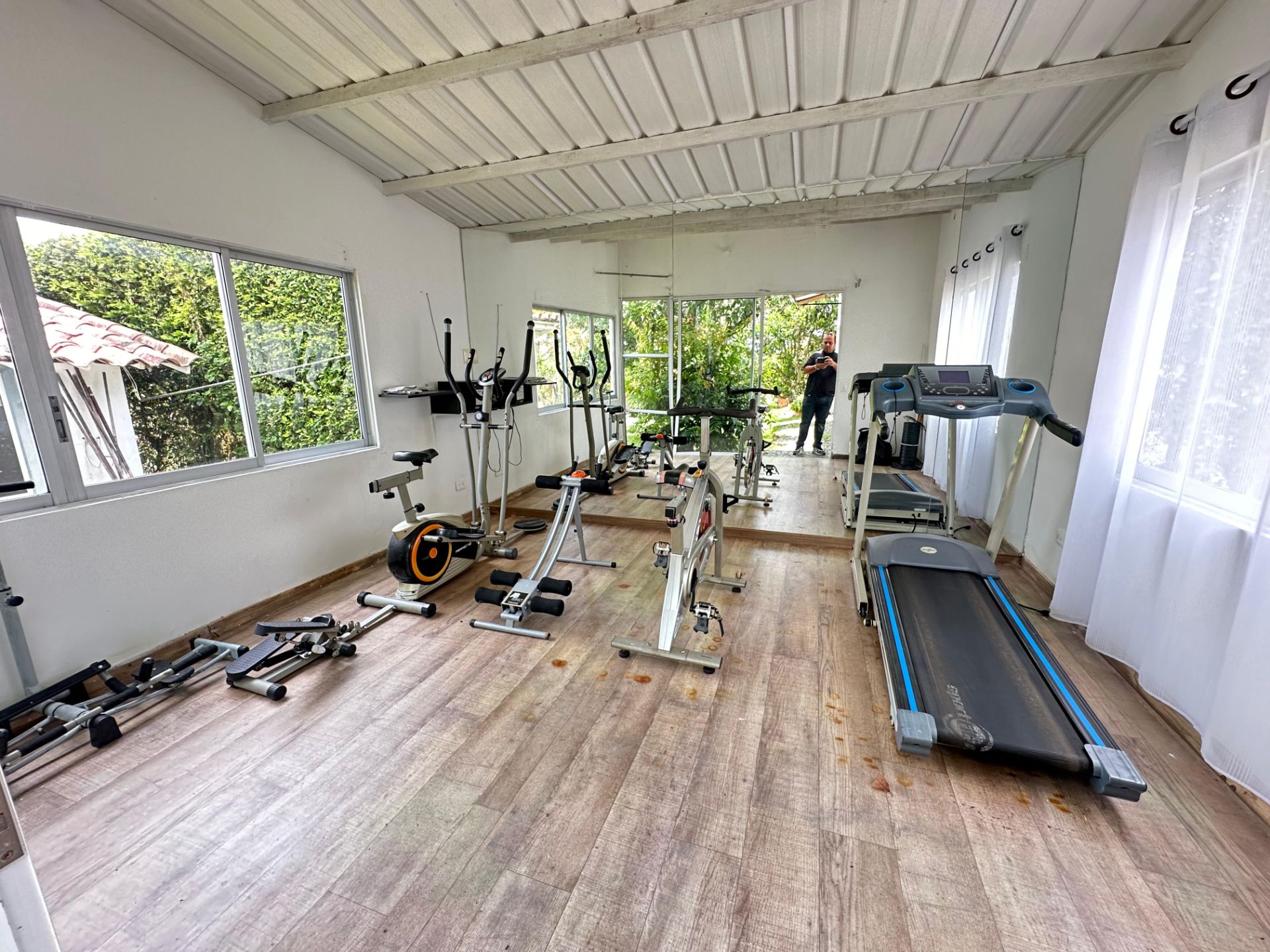 Casa Campestre Para Venta Sector El Caimo Armenia Quindio (43).jpeg