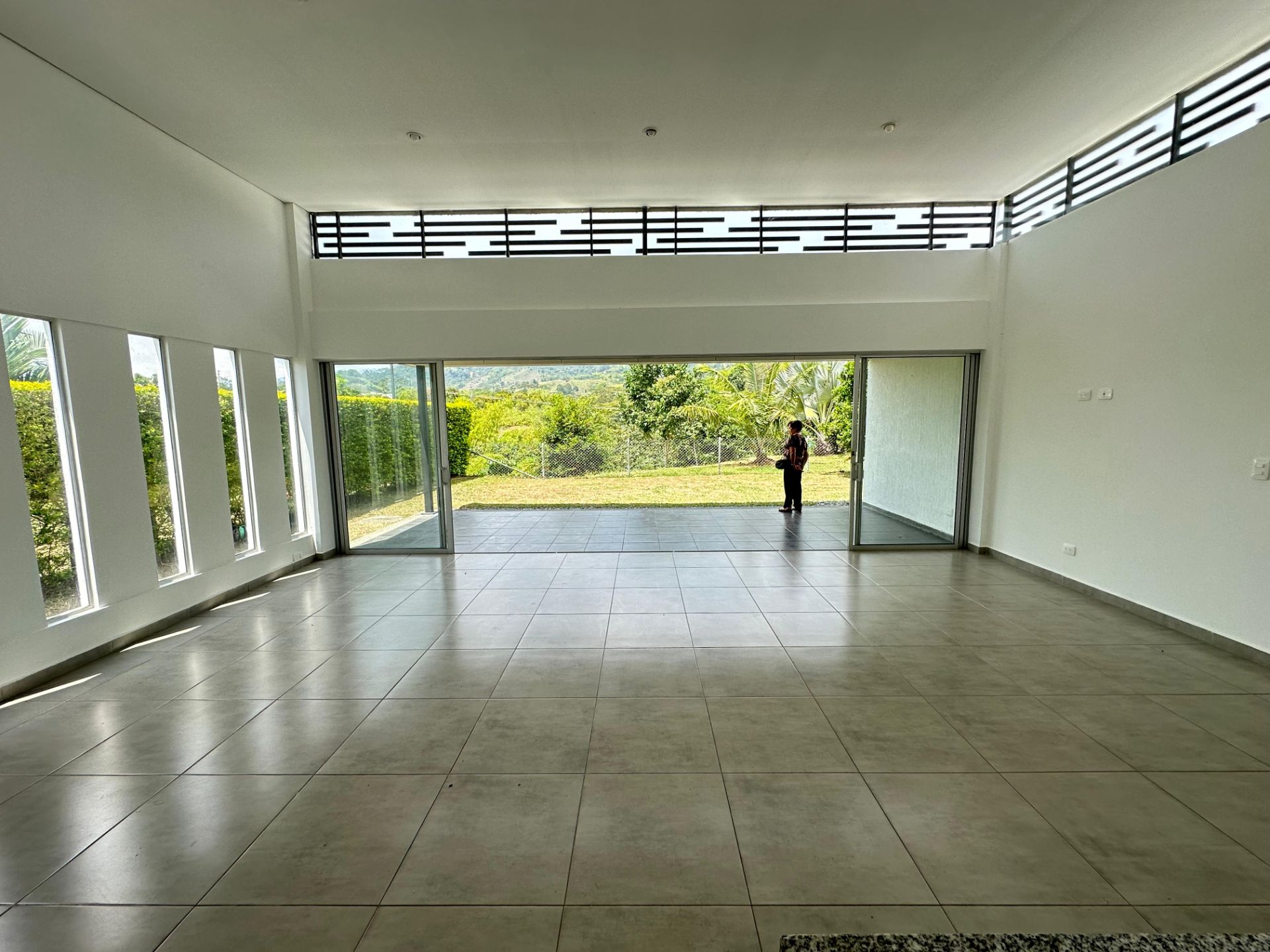 Casa Campestre Para Venta Calarca Quindio (5).jpeg