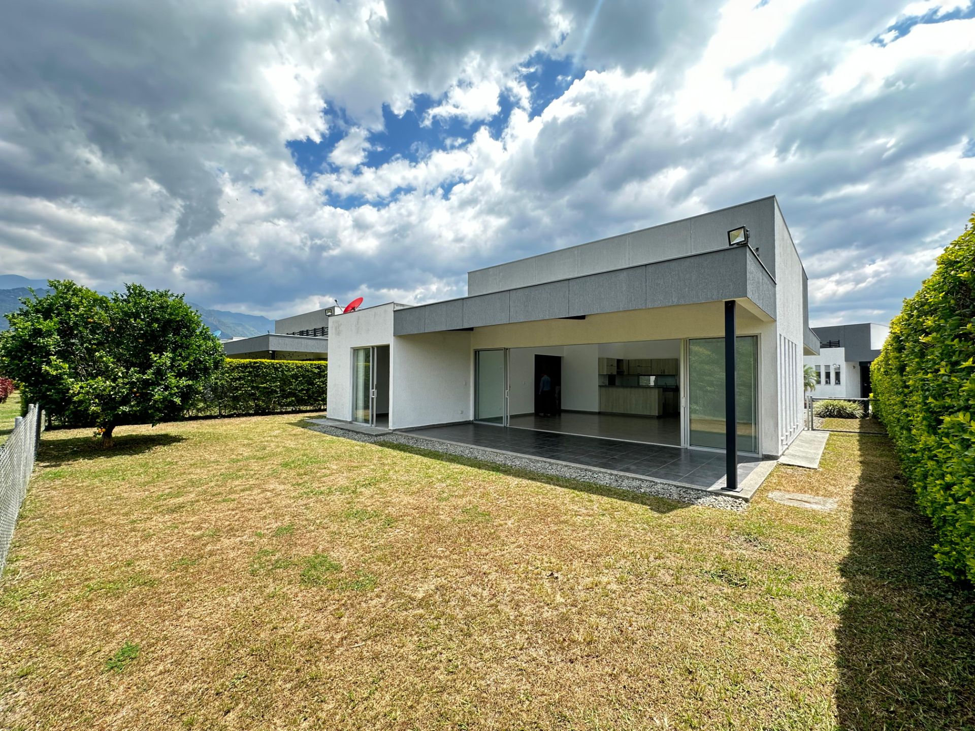 Casa Campestre Para Venta Calarca Quindio (19).jpeg