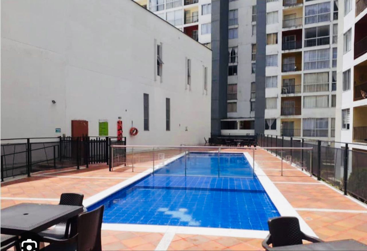 se vende apartamento en el sector de la pavona (2).jpg