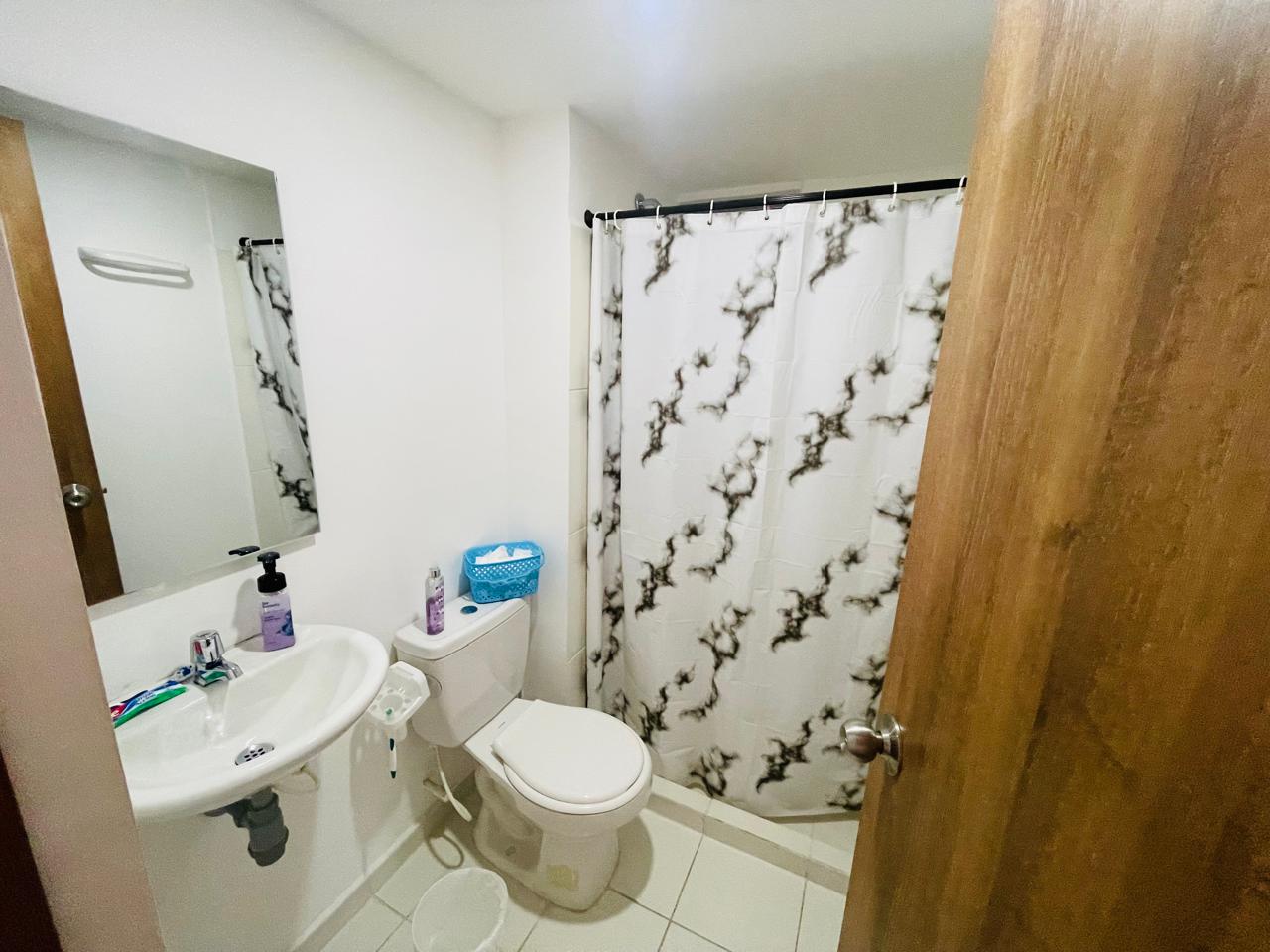 se vende apartamento en el sector de la pavona (6).jpg
