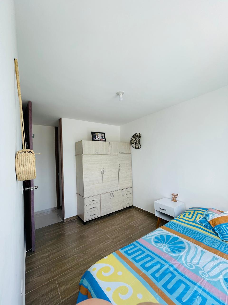 se vende apartamento en el sector de la pavona (11).jpg