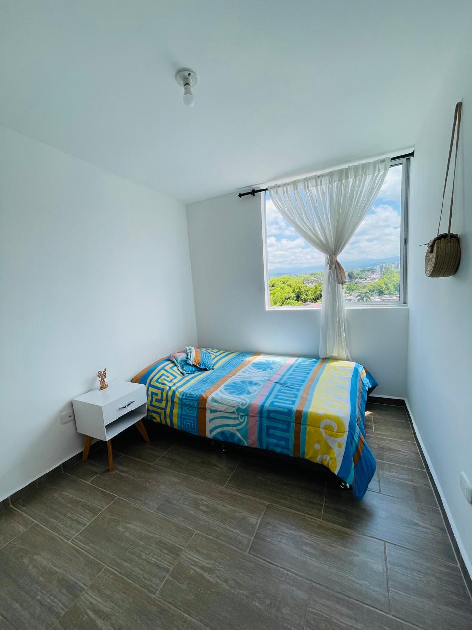 se vende apartamento en el sector de la pavona (13).jpg