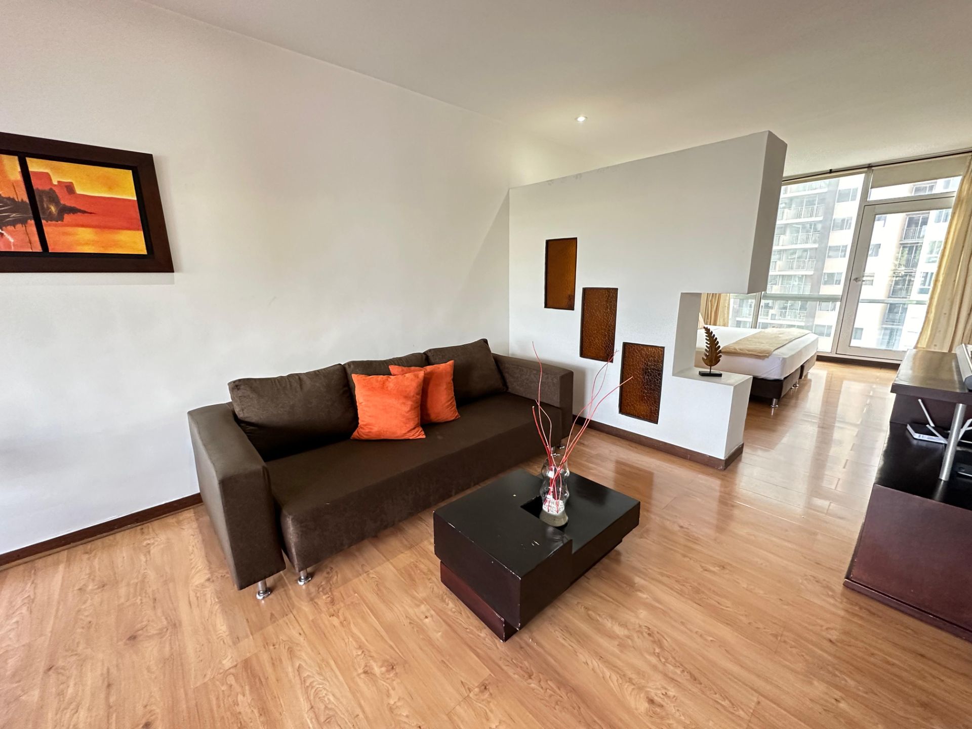 Apartaestudio amoblado en avenida 19 alquiler por noches y mensual  (24).jpeg