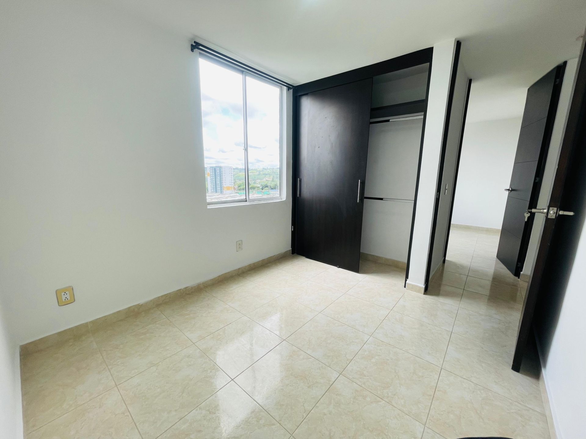 APARTAMENTO 1302 TORRE C (22).jpeg