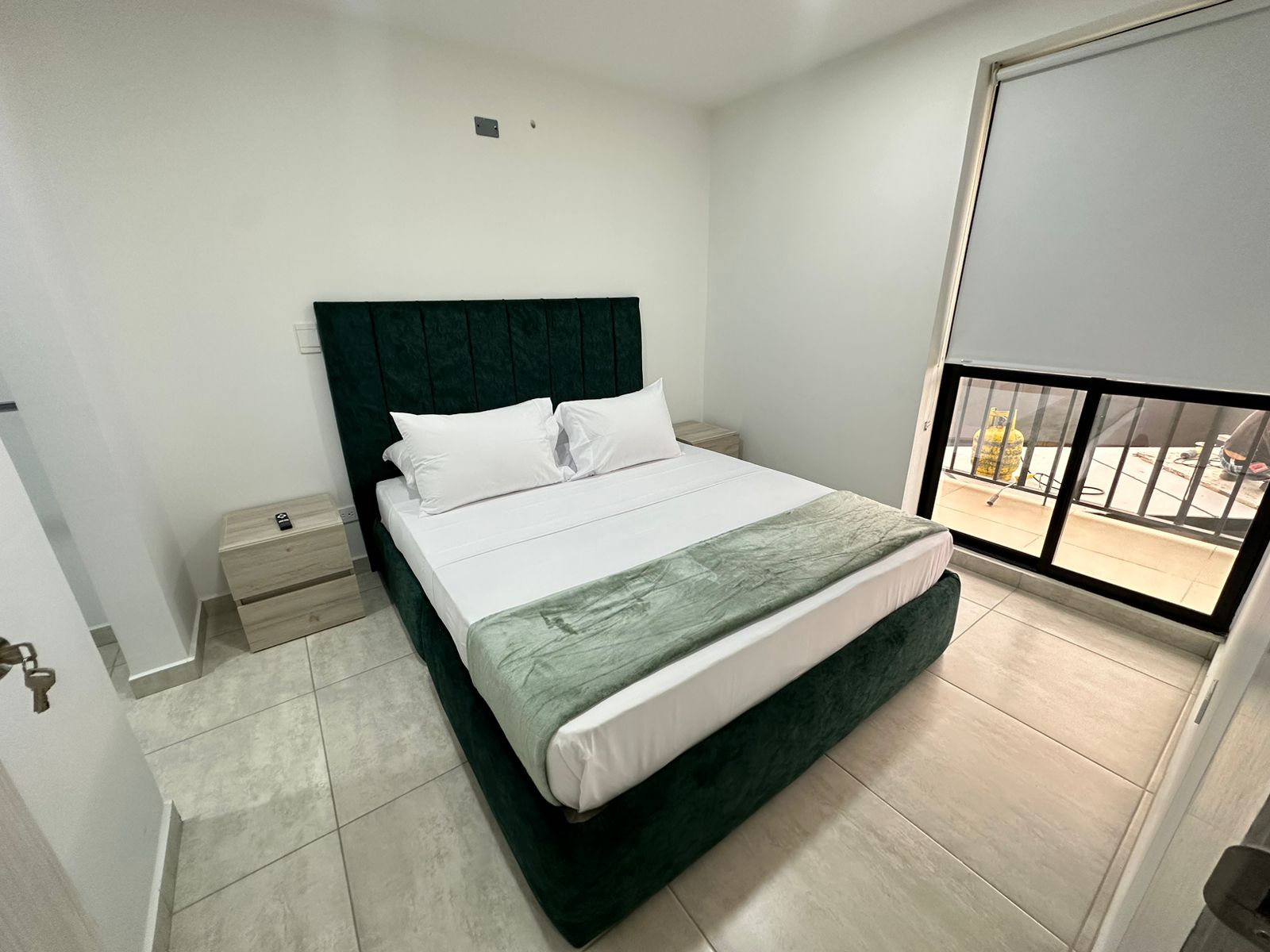 Apartaestudio amoblad en avenida 19 norte alquiler por noches  (3).jpeg