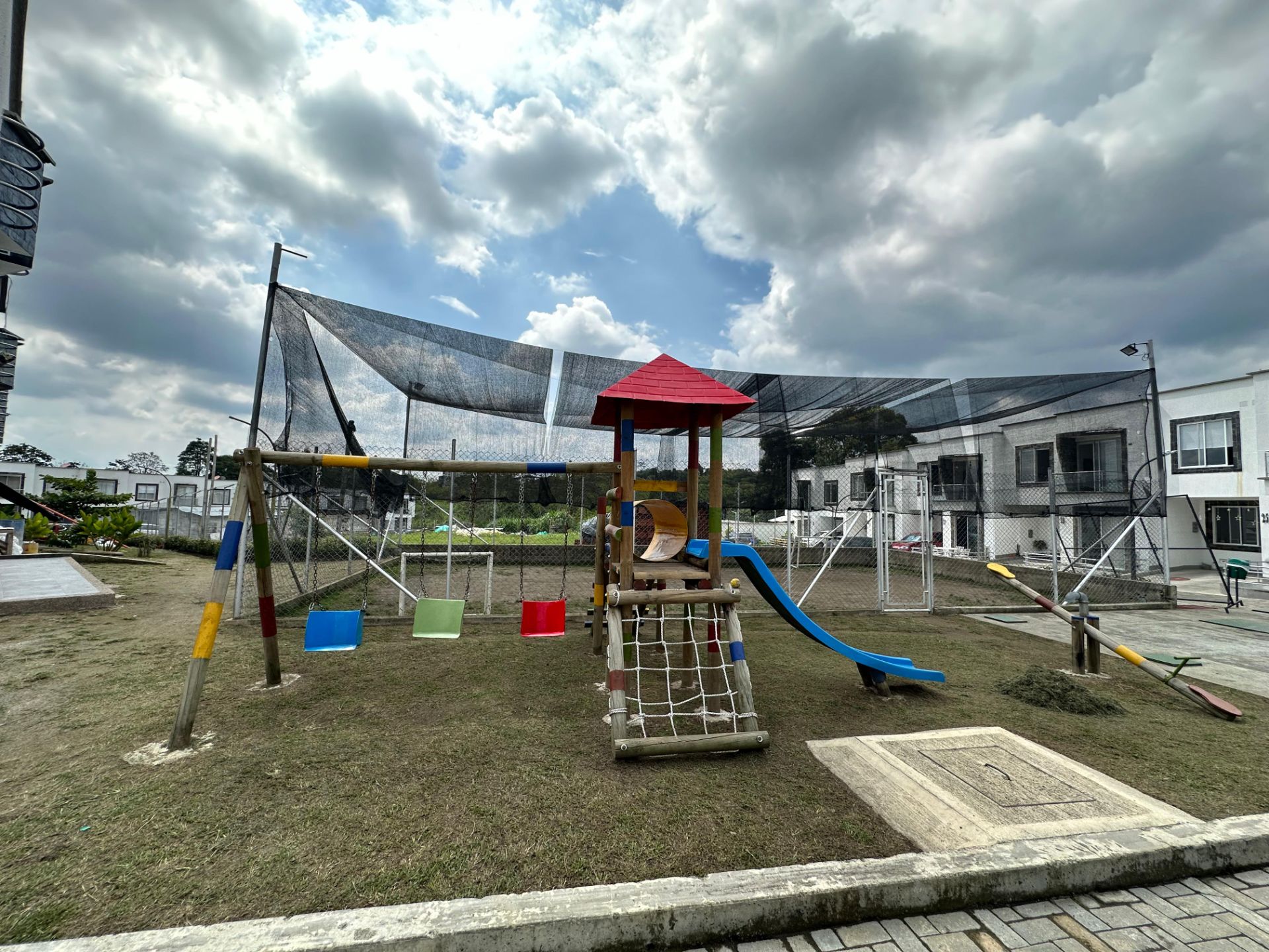 Casa Para La Venta Sector Avenida Centenario Armenia Quindio (1).jpeg