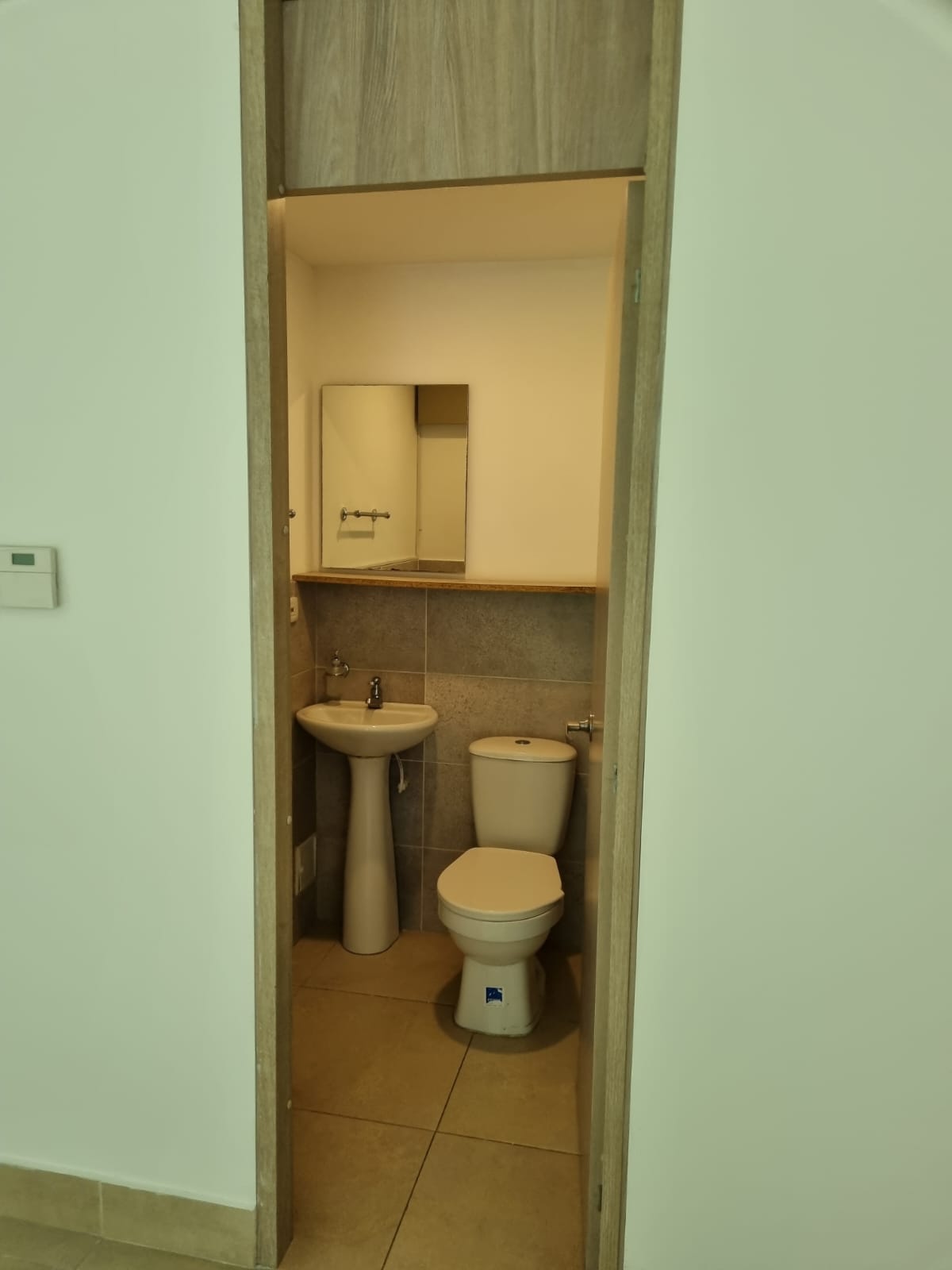 se vende local en el sector de laureles (1).jpg