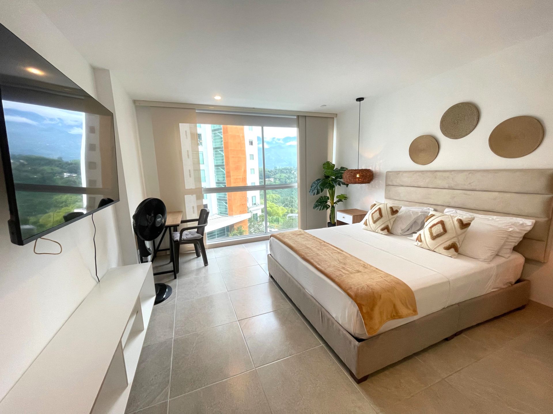 hermosos apartaestudio amoblado en avenida 19 norte  (7).jpg