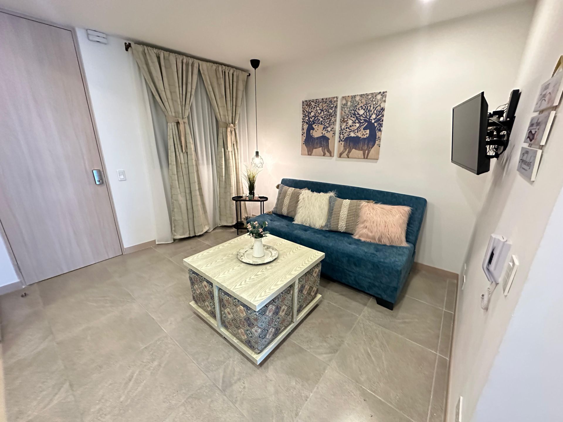 Lindo apartaestudio en avenida centenario alquiler por noches  (46).jpg