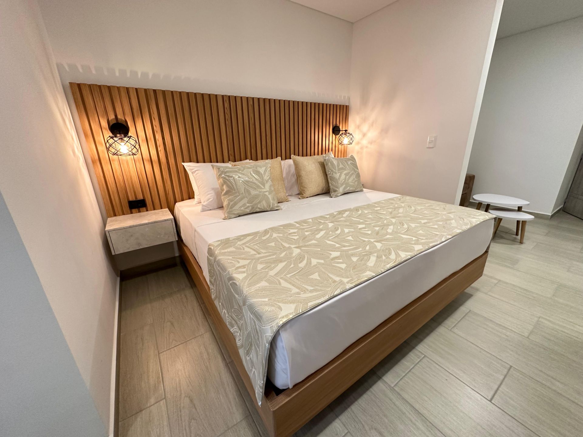 Hermoso apartaestudio amoblado en laureles en laureles alquiler por noches  (8).jpg