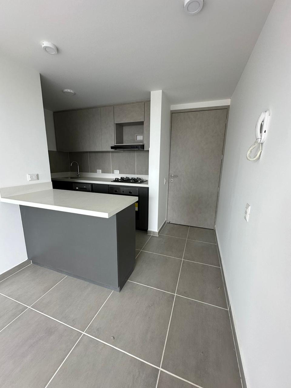 Se vende apartamento en la avenida centenario (2).jpg